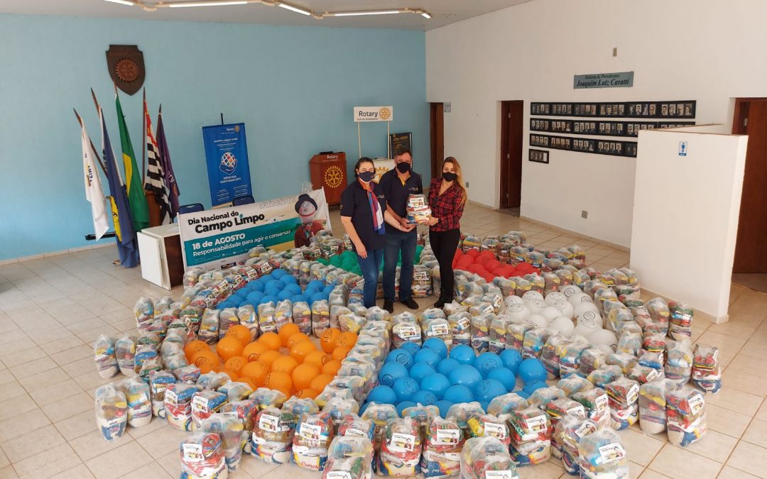 Sindiveg doa 36,9 toneladas de alimentos durante o Dia Nacional do Campo Limpo